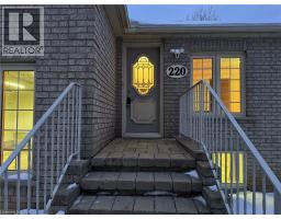 220 REGENT Avenue - 40