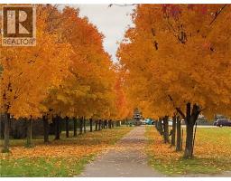 220 REGENT Avenue - 49