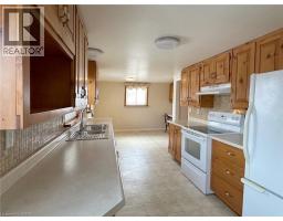 220 REGENT Avenue - 6