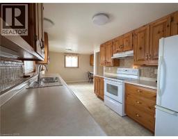 220 REGENT Avenue - 8