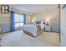 20 ROYAL ORCHARD Drive - 17