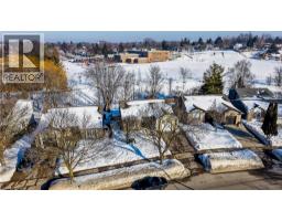 20 ROYAL ORCHARD Drive - 40