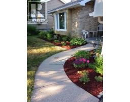 20 ROYAL ORCHARD Drive - 47