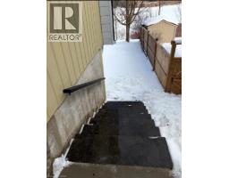 20 ROYAL ORCHARD Drive - 48