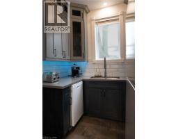 17 HADDINGTON Street - 11