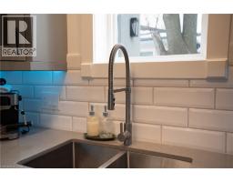 17 HADDINGTON Street - 12