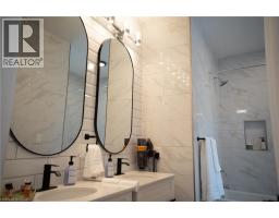 17 HADDINGTON Street - 13