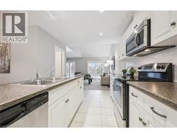 354 FINORO Crescent - 11