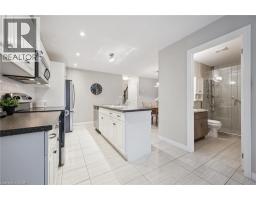 354 FINORO Crescent - 12