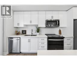 10 BIRMINGHAM Drive UnitNo. 138 - 17