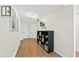 14 CHESTER Drive - 35