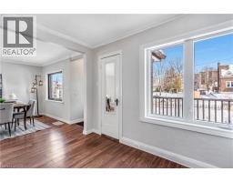 13 DEVITT Avenue N - 5