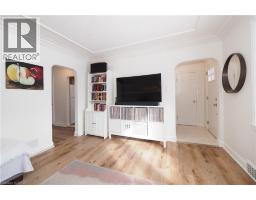 44 GARDEN Avenue - 9