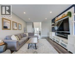 117 HALLIDAY Drive - 10