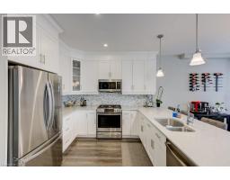 117 HALLIDAY Drive - 21