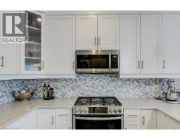 117 HALLIDAY Drive - 22