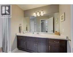 117 HALLIDAY Drive - 32