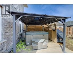 117 HALLIDAY Drive - 38