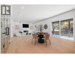 1060 WALTON Avenue - 17