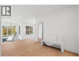 1060 WALTON Avenue - 22