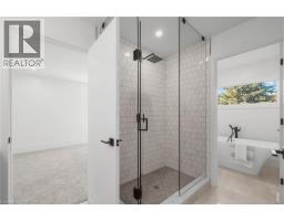 1060 WALTON Avenue - 34