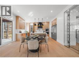 1060 WALTON Avenue - 5