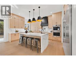 1060 WALTON Avenue - 8