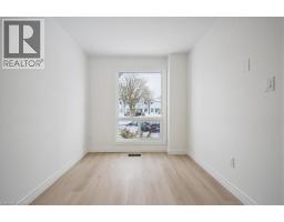 40 IMPERIAL Road N UnitNo. 71 - 7