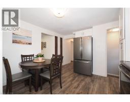 15 MILTON Avenue W - 13