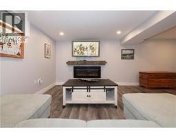 15 MILTON Avenue W - 21