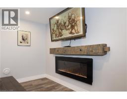 15 MILTON Avenue W - 24