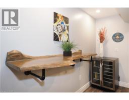 15 MILTON Avenue W - 27