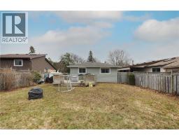 15 MILTON Avenue W - 33