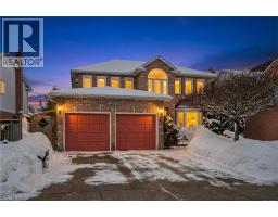 25 LYNNVALLEY Crescent - 1