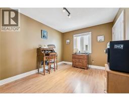 25 LYNNVALLEY Crescent - 20