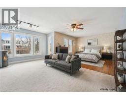 25 LYNNVALLEY Crescent - 27