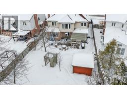 25 LYNNVALLEY Crescent - 48