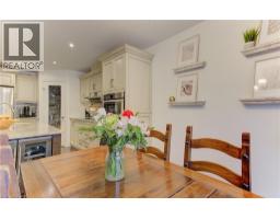 170 TEMPLEWOOD Drive - 11