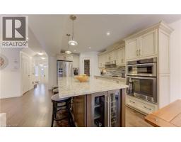 170 TEMPLEWOOD Drive - 8