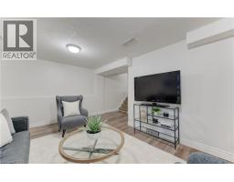 68 MAX BECKER Drive - 34