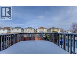 68 MAX BECKER Drive - 38