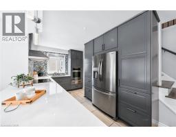 100 HAY Crescent - 16