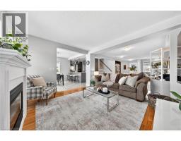 100 HAY Crescent - 20