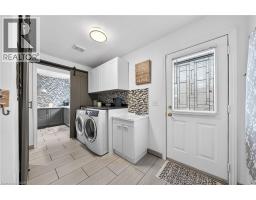 100 HAY Crescent - 23