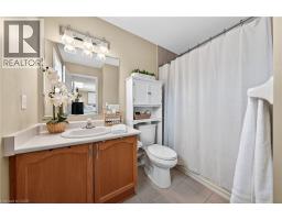 100 HAY Crescent - 27