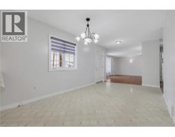 725 BINNING Street W - 11