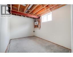 725 BINNING Street W - 27