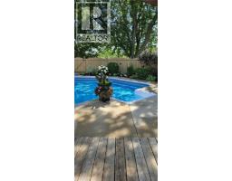 80 OLD FOREST Crescent - 41