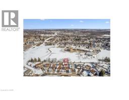 80 OLD FOREST Crescent - 44