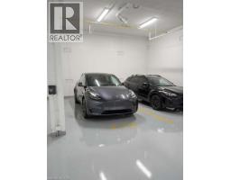 181 KING Street UnitNo. 1509 - 11